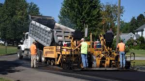 Best Concrete Driveway Installation  in Sioux City, IA